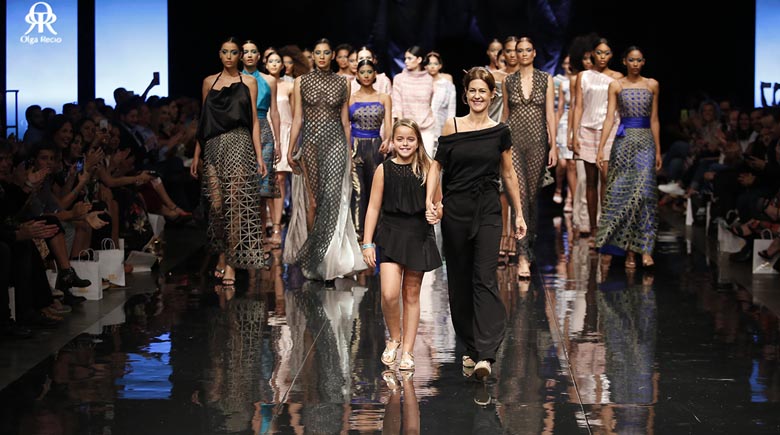 OLGA RECIO DESLUMBRÓ EN LA PASARELA DEL FASHION WEEK PANAMÁ 2018
