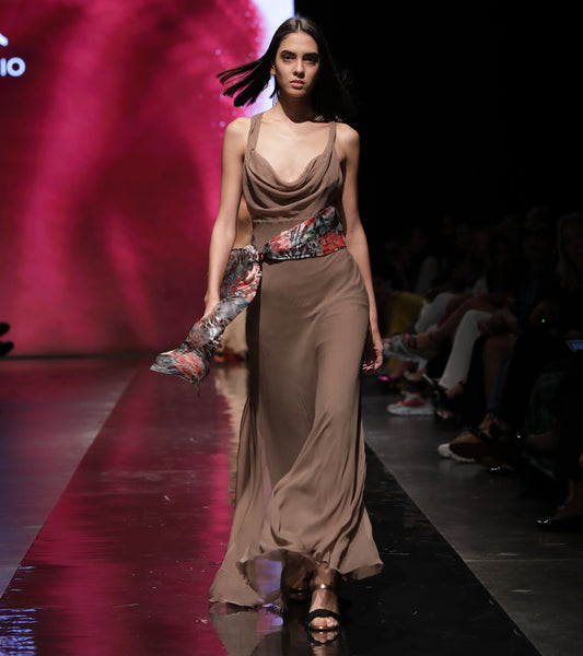 LOOK 19