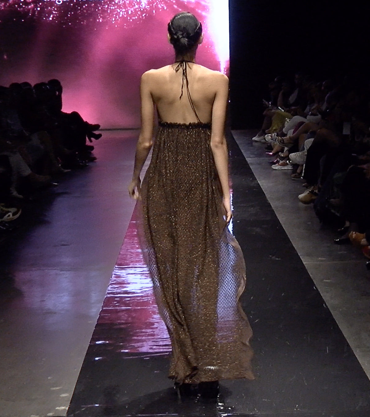 Look 24