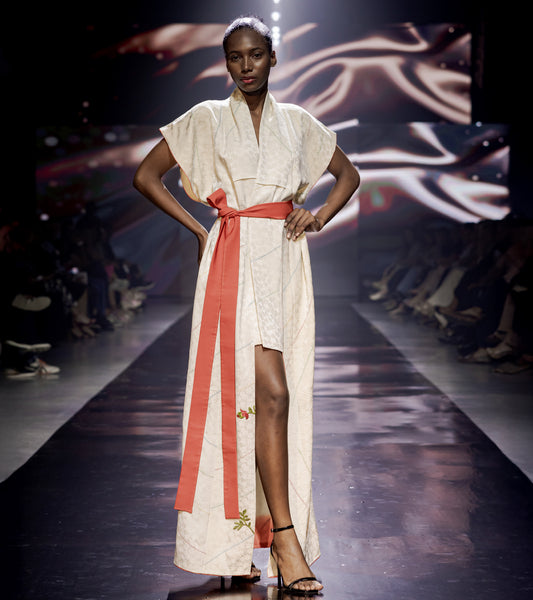 Look 19