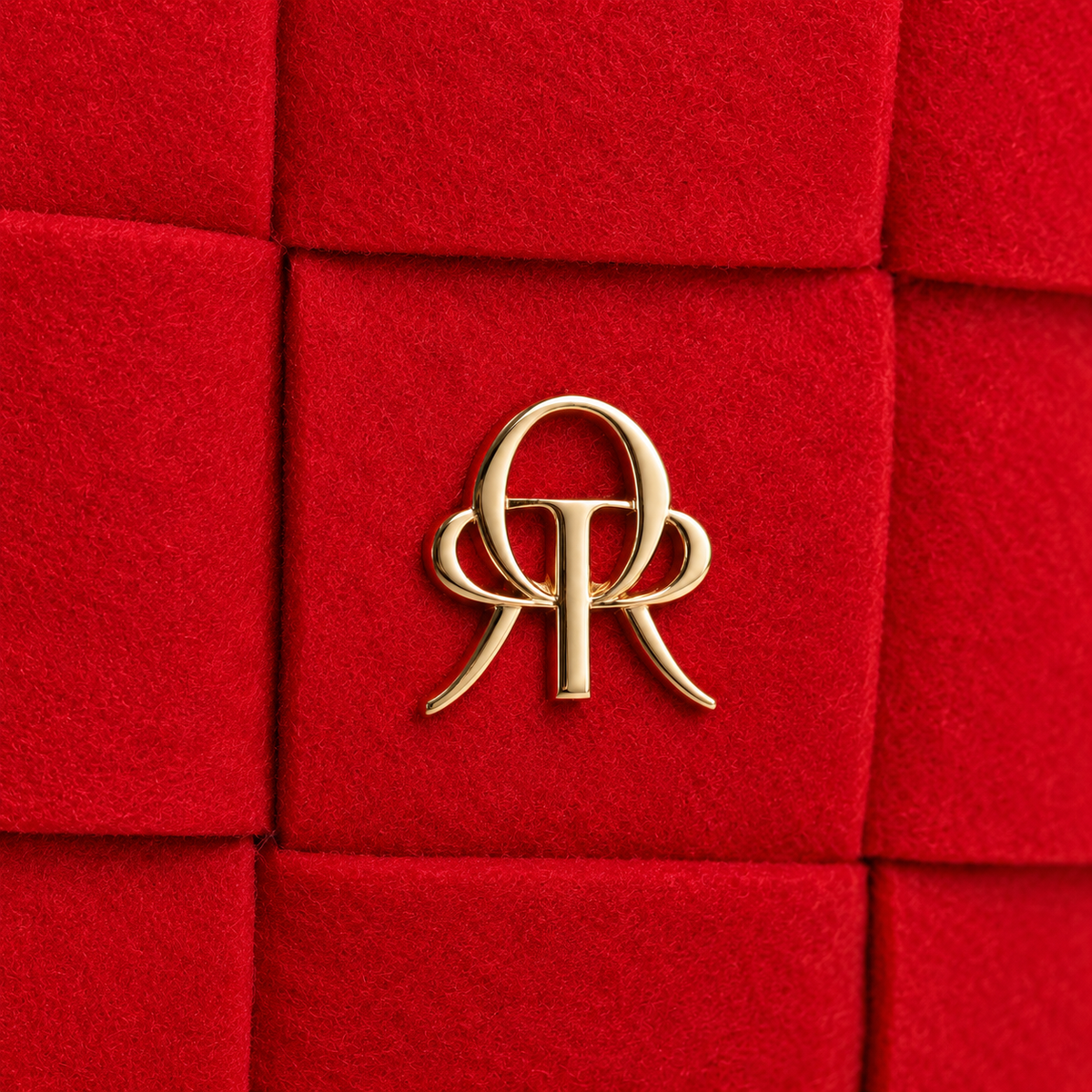 FELT CARMINE-TWEED CORAL