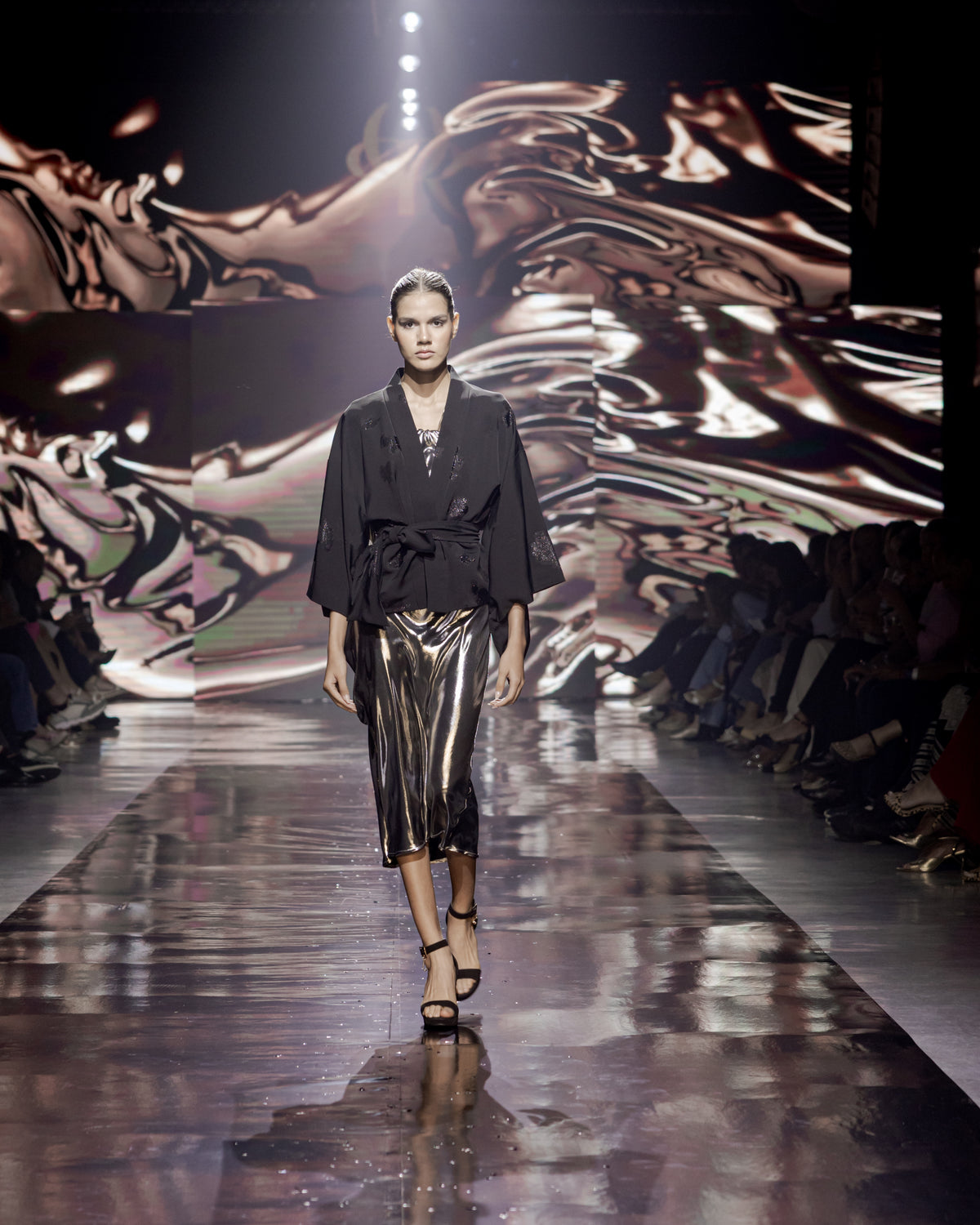 Look 28