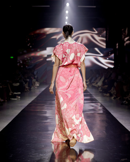 Look 16