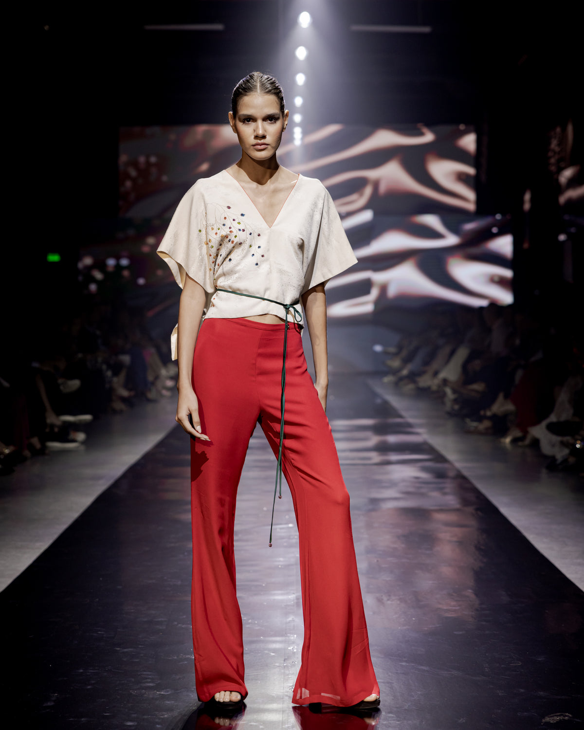 Look 11