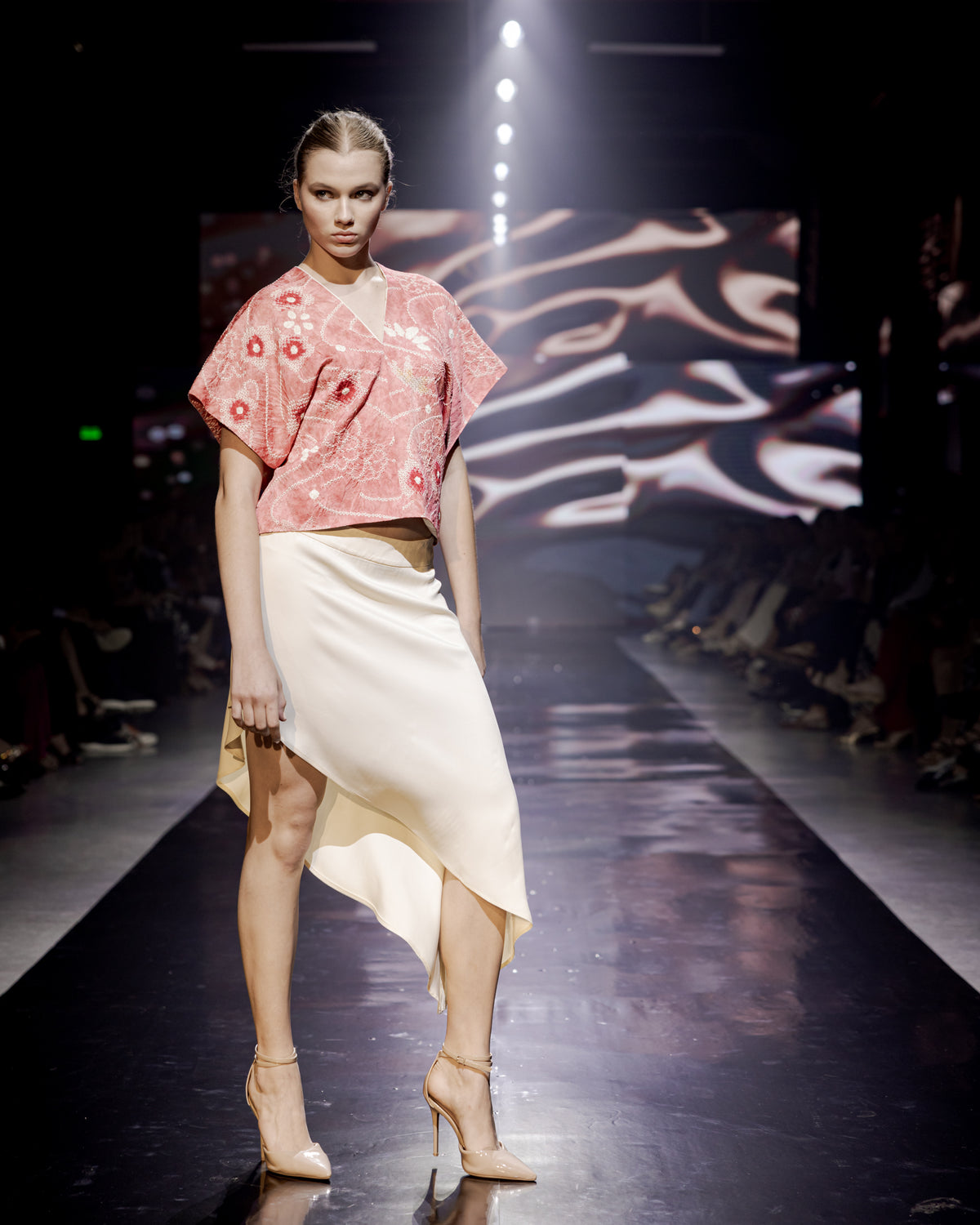 Look 13