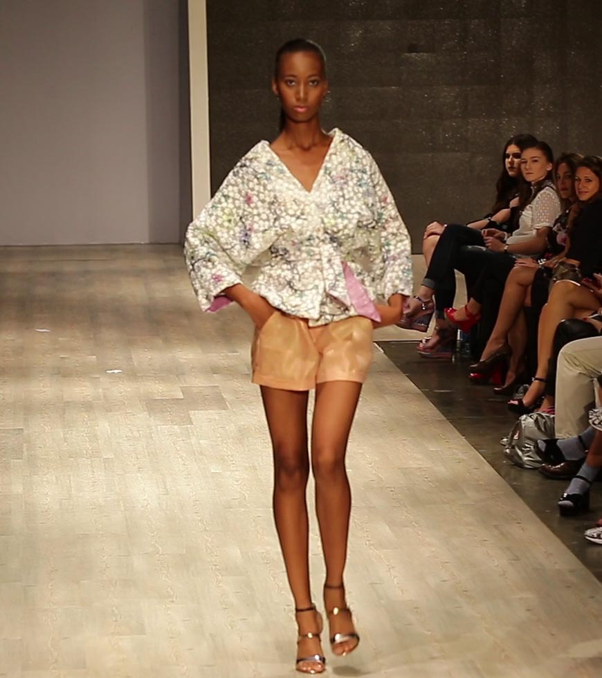 Look12